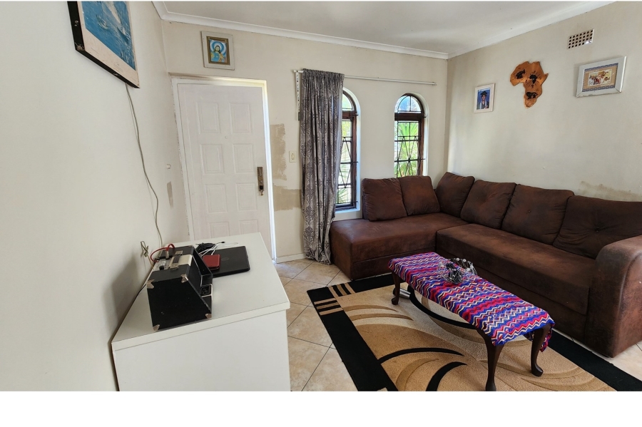 6 Bedroom Property for Sale in Strandfontein Western Cape